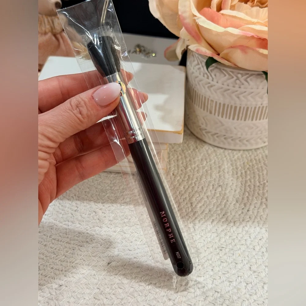 Morphe achieve flawless